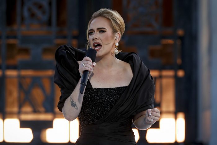 Adele Singing Stage Slim